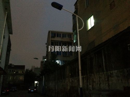 中山公寓路灯不亮