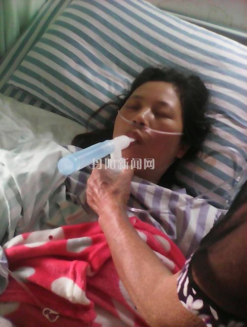 陈聪的妈妈束建芳