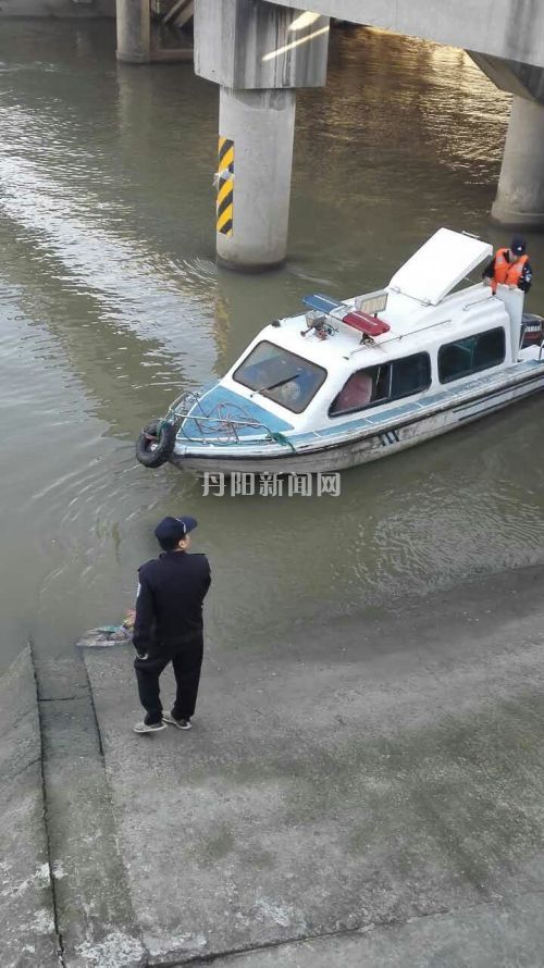 男婴
