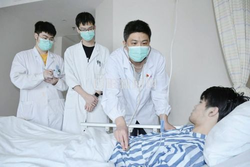 德馨于行 技精于勤