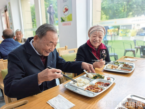 26b9f5d75794a535fe1fe735112b539b