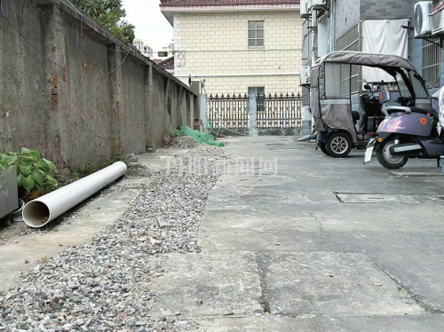 236955afc7f593d345ba53e816f425b8