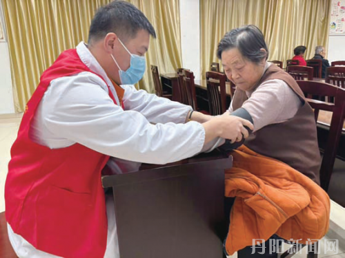 877475a93c2547dfaf51c03d499c07de