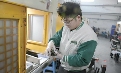 扩大“朋友圈” 民企“出海”忙