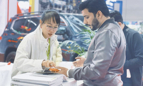 我市200多家企业亮相上海零部件展