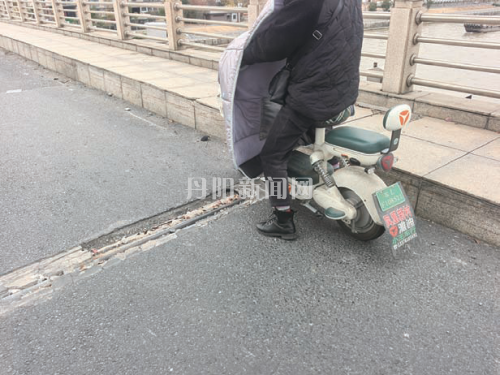 3661ac0360c7f0db95a2ce2cafbf7938