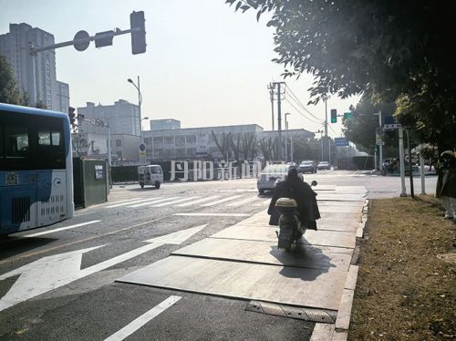 4eb5cb5af94ea9789f872ef5a77c1353