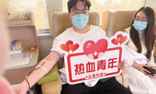 无偿献血免费，患者用血为啥要收费？