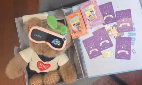 AI玩具成育儿新宠 家长买单背后喜忧参半