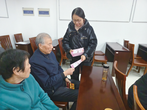 强化流感防控筑牢社区健康“安全网”