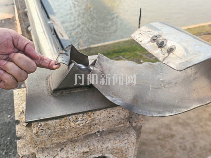 f3d9e0275f788ee3aa73a5a98b128240