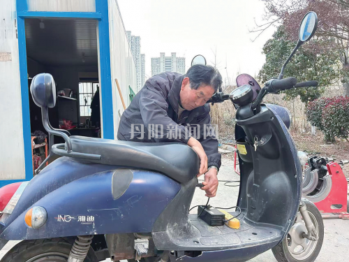 小区热心人 奉献暖人心