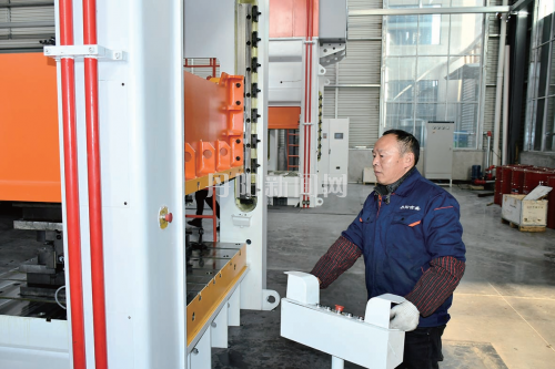 唱好汽车“配套经” 转型升级显增势