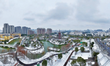 瑞雪铺画卷 银装显诗意