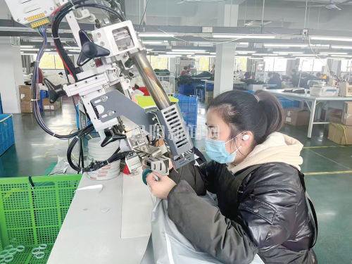 我市服装外贸企业多措并举稳增长