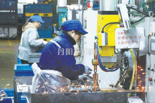 b015d24cf035a6d773d9ef94a99a4ab6