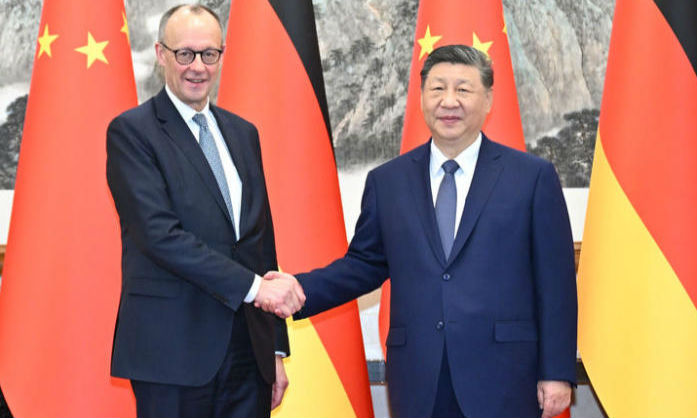 习近平会见德国总理默茨