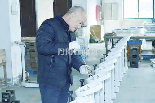 42fa3d89c25295f0cc0690f69dc9410f