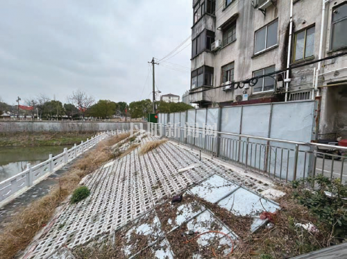 224915d900bddfadcb637777b55a708e