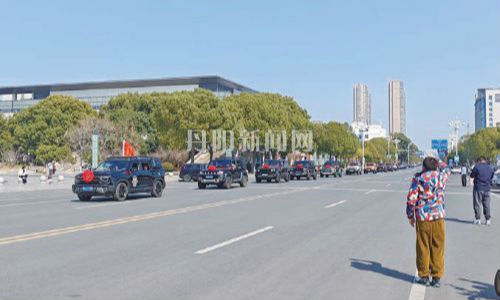 80余名丹阳新兵荣耀出征