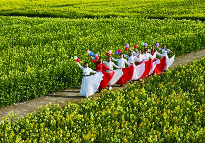 af51e1d686e94618e4f7f5b4f5b92287