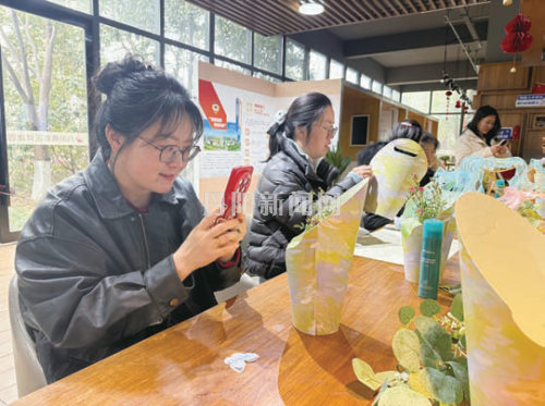 565ac1afe20e34db1f817c96e9e3d060