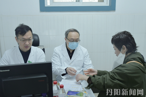 041a7f474ddc85bf07d72de2cbb64dc1