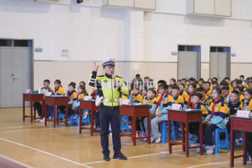 5ab75e87939ca6a07bf97aaf0d7c609b