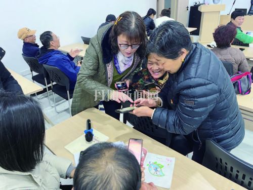 科技助老暖夕阳 智慧生活更舒心