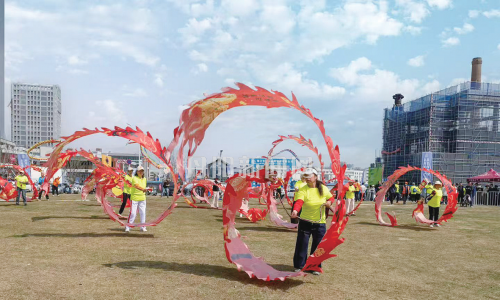 彩龙舞动曲阿地 民俗盛宴春意浓