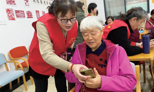云阳街道打造有温度的“智慧助老”服务新名片