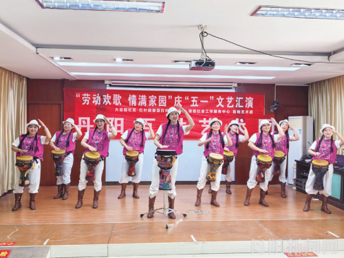 d51f439e69678d11434247aa082bc905