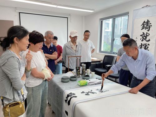 红心向党迎“七一” 赓续初心传党情
