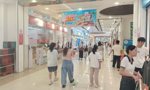陪伴市民十余载 吾悦大润发将退场