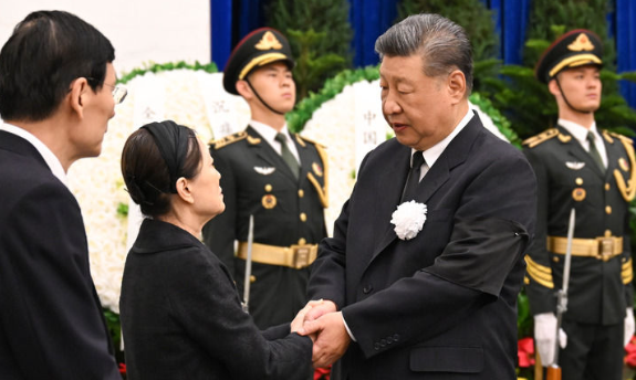 朱镕基同志遗体在京火化 习近平等到八宝山革命公墓送别