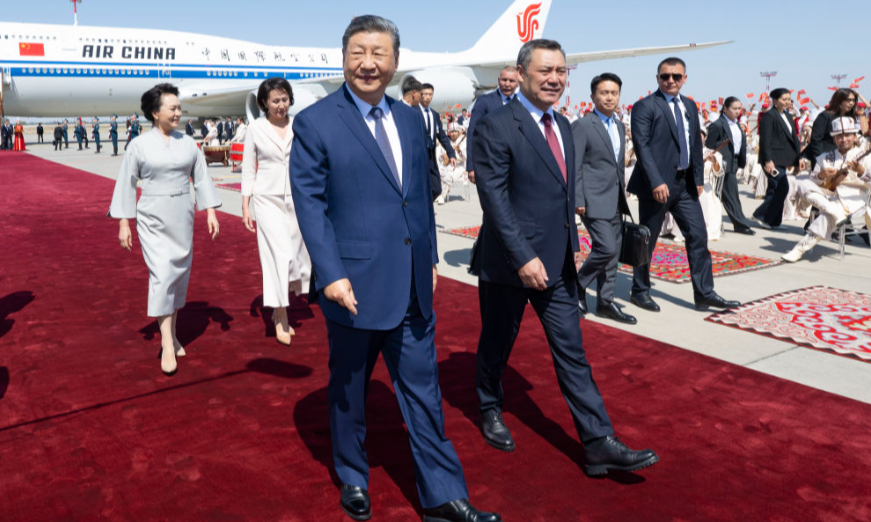 初心不改 虽远不怠——习近平主席出席二〇二六年上海合作组织峰会并对吉尔吉斯斯坦、埃及进行国事访问纪实