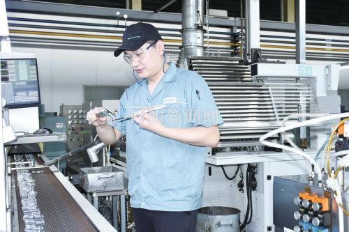 匠心铸品质 创新拓全球
