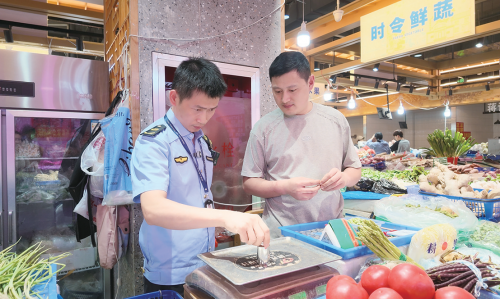 暗访农贸市场 守护民生计量